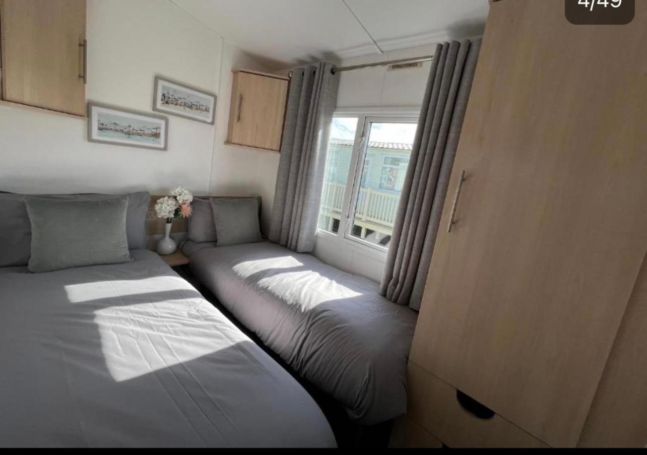 Beach Haven Hotell New Milton Exteriör bild
