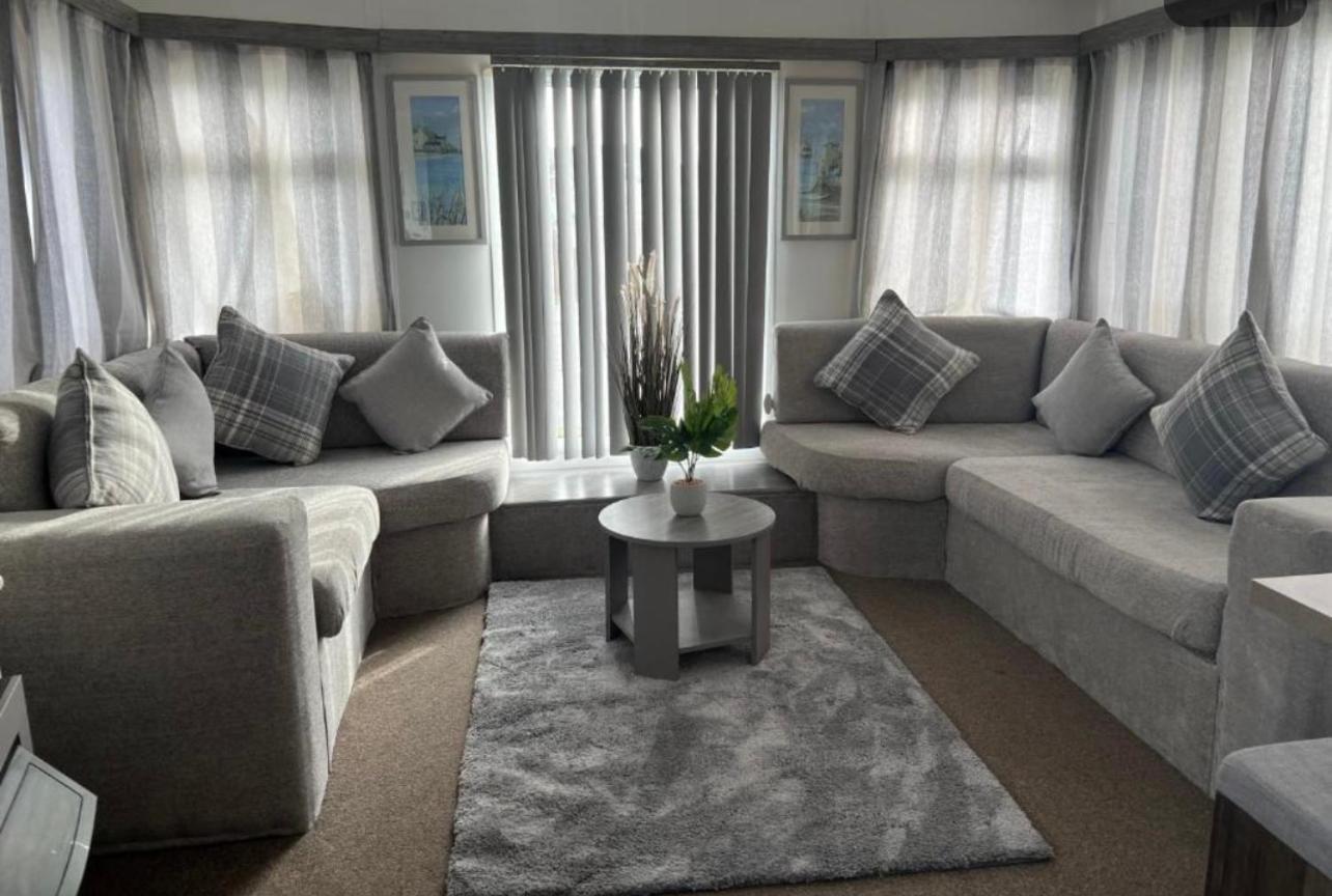 Beach Haven Hotell New Milton Exteriör bild